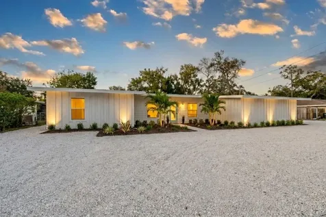 2069 Bougainvillea Street Sarasota FL 34239