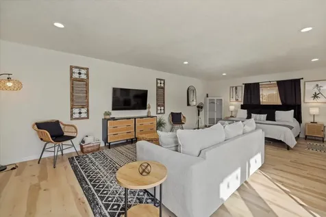 2069 Bougainvillea Street Sarasota FL 34239