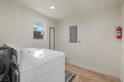 2069 Bougainvillea Street Sarasota FL 34239