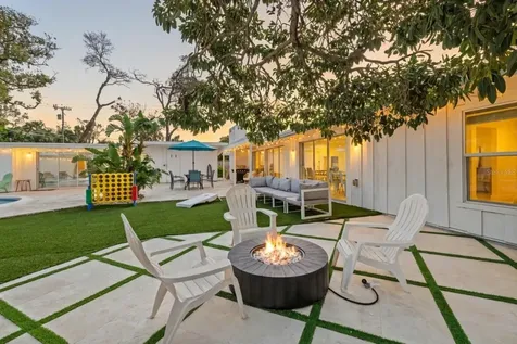 2069 Bougainvillea Street Sarasota FL 34239