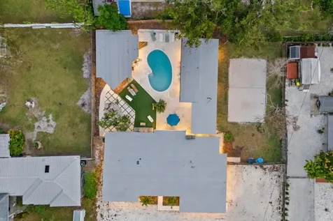 2069 Bougainvillea Street Sarasota FL 34239
