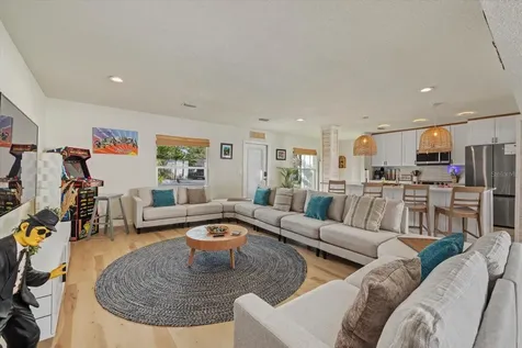 2069 Bougainvillea Street Sarasota FL 34239