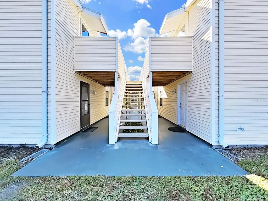129 Camphor Circle Oldsmar FL 34677