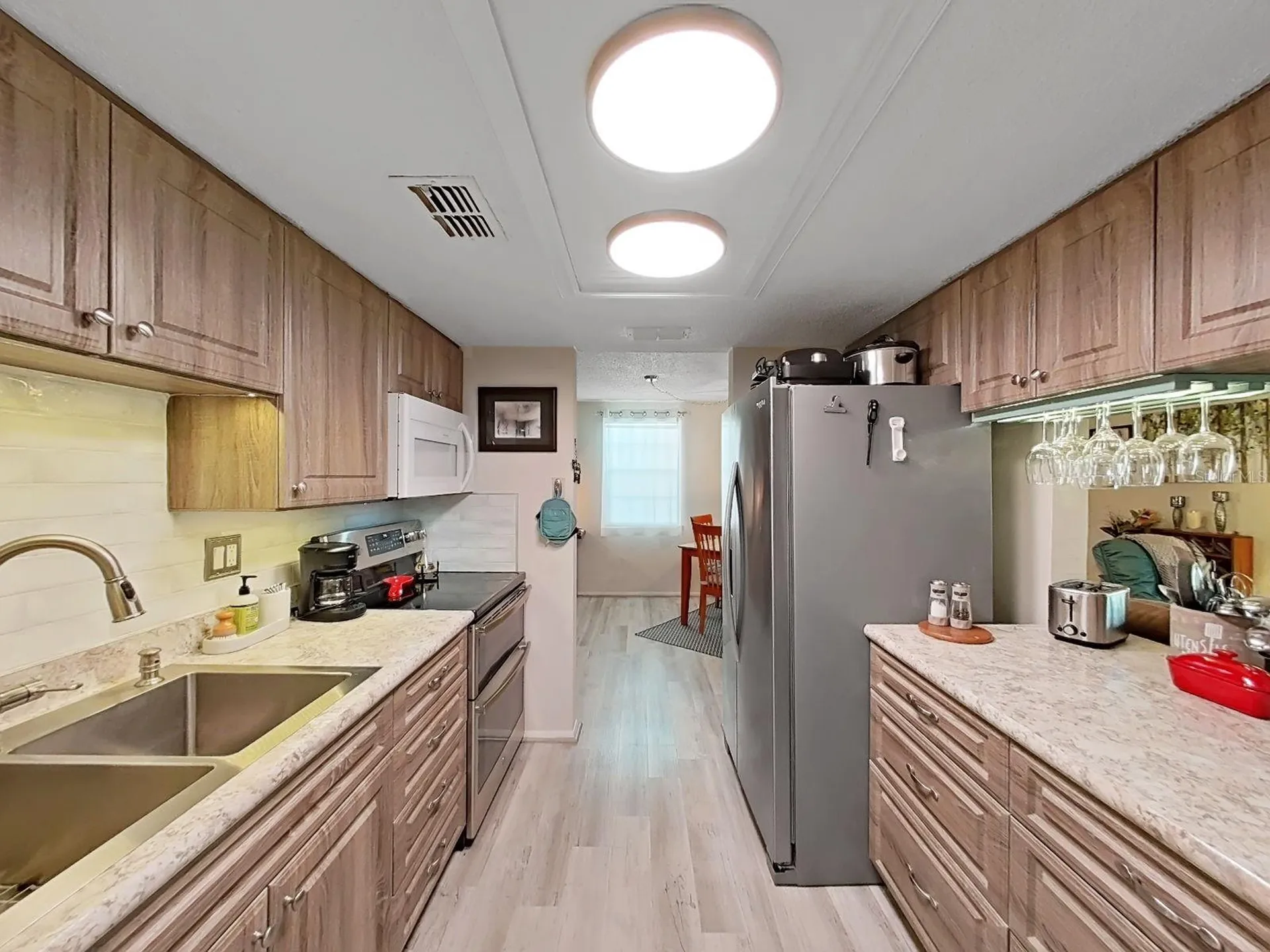129 Camphor Circle Oldsmar FL 34677
