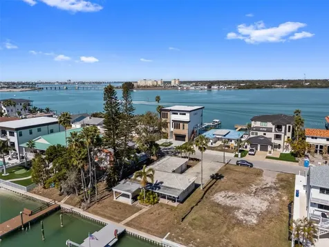 837 Bay Point Drive Madeira Beach FL 33708