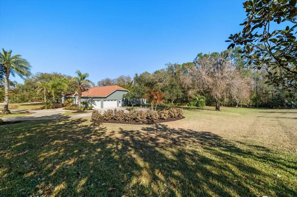 103 Silver Moss Lane Tarpon Springs FL 34688