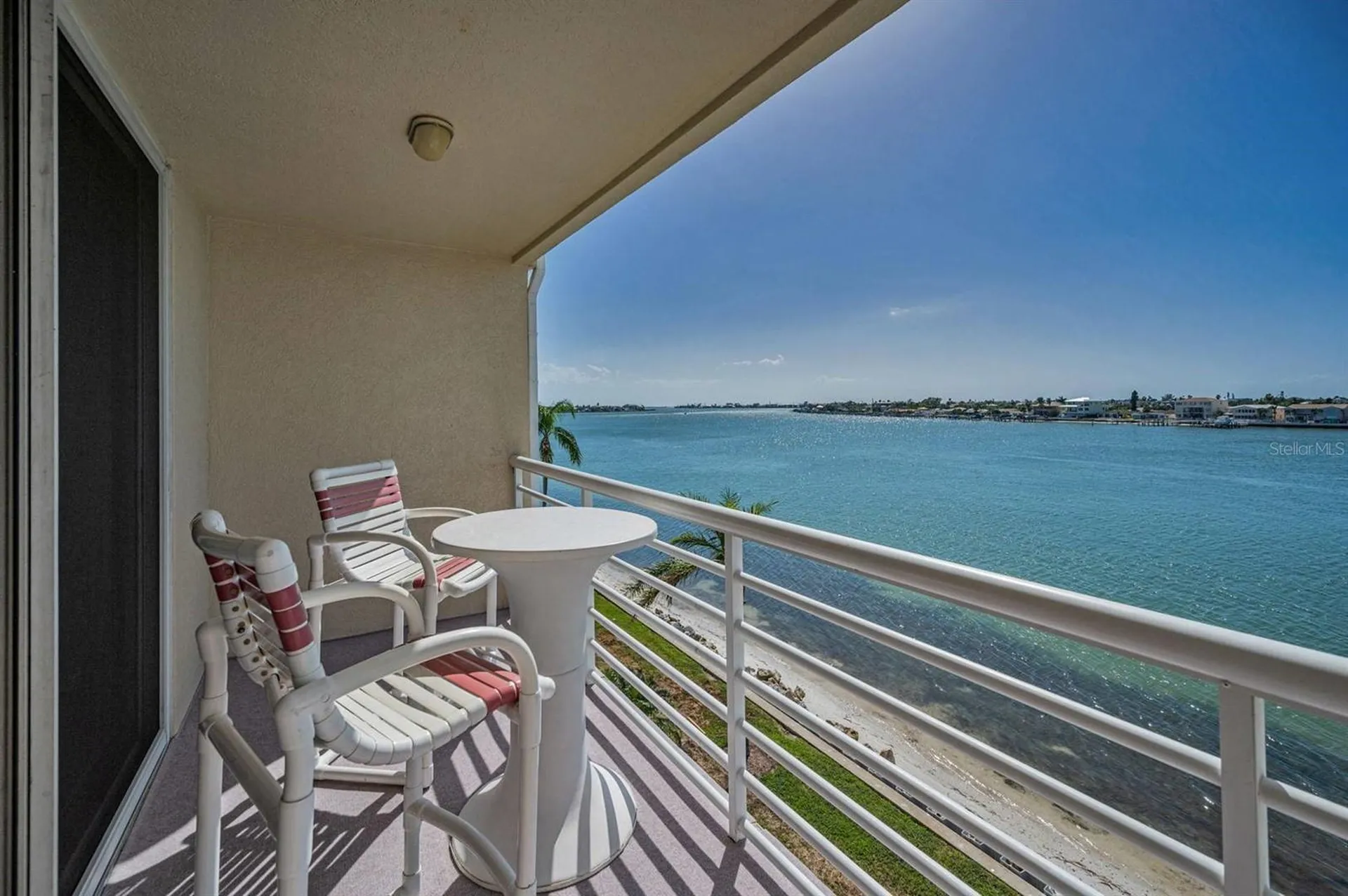 6085 Bahia Del Mar Circle St Petersburg FL 33715