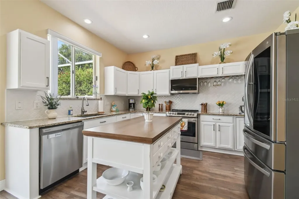 21511 Wilderness Lake Boulevard Land O Lakes FL 34637