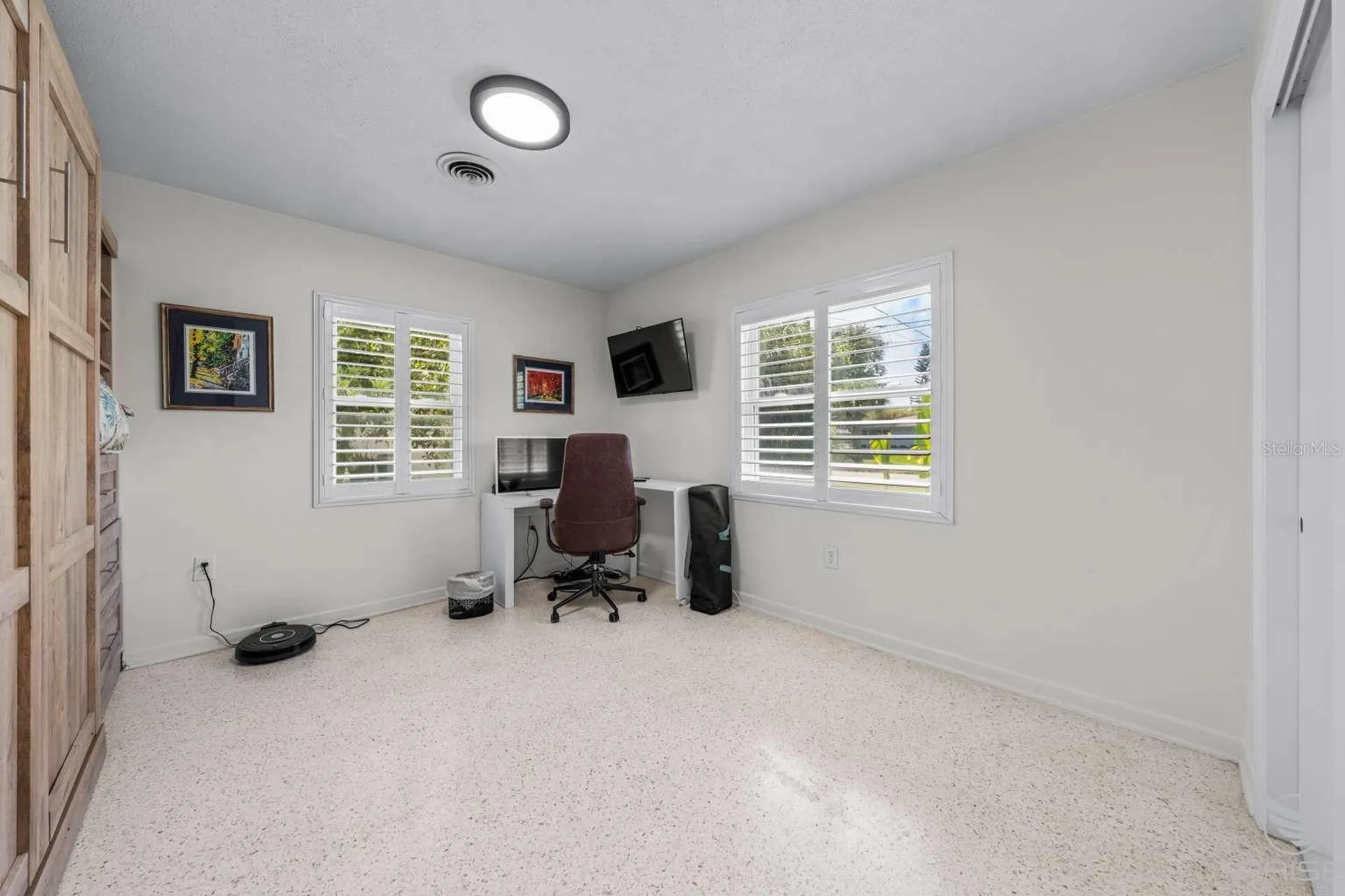 812 E 13th Avenue New Smyrna Beach FL 32169