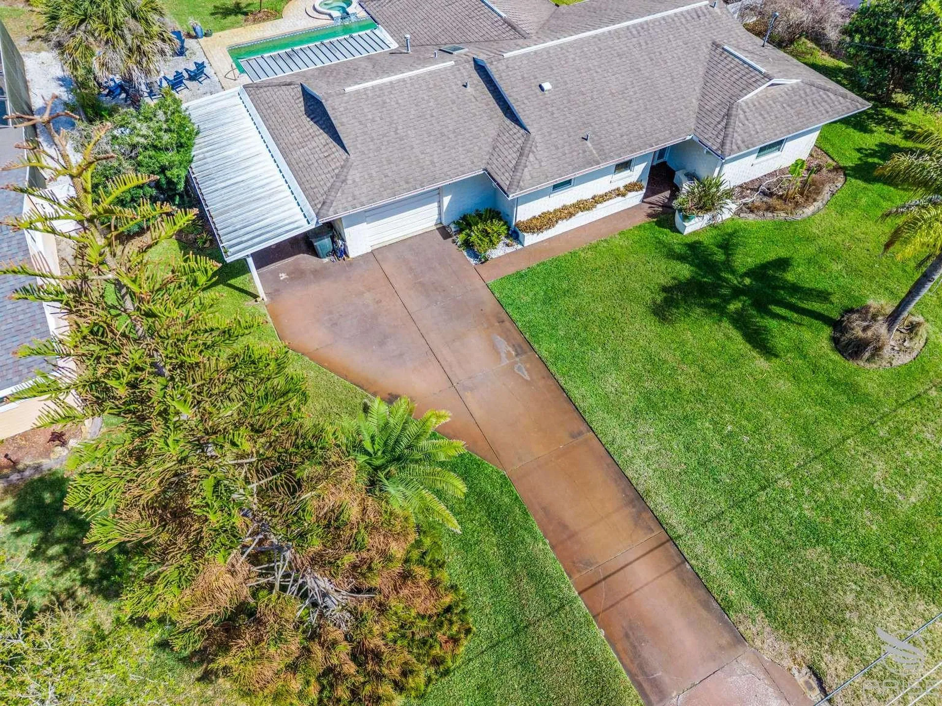 812 E 13th Avenue New Smyrna Beach FL 32169