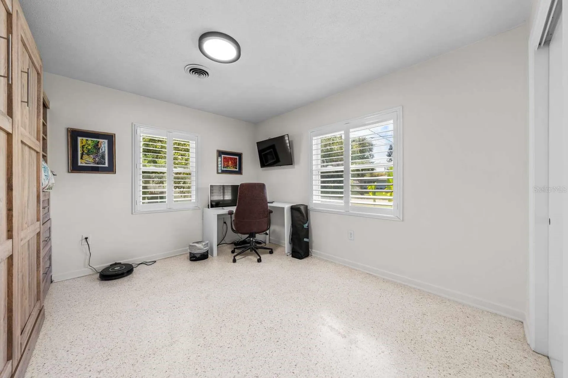 812 E 13th Avenue New Smyrna Beach FL 32169