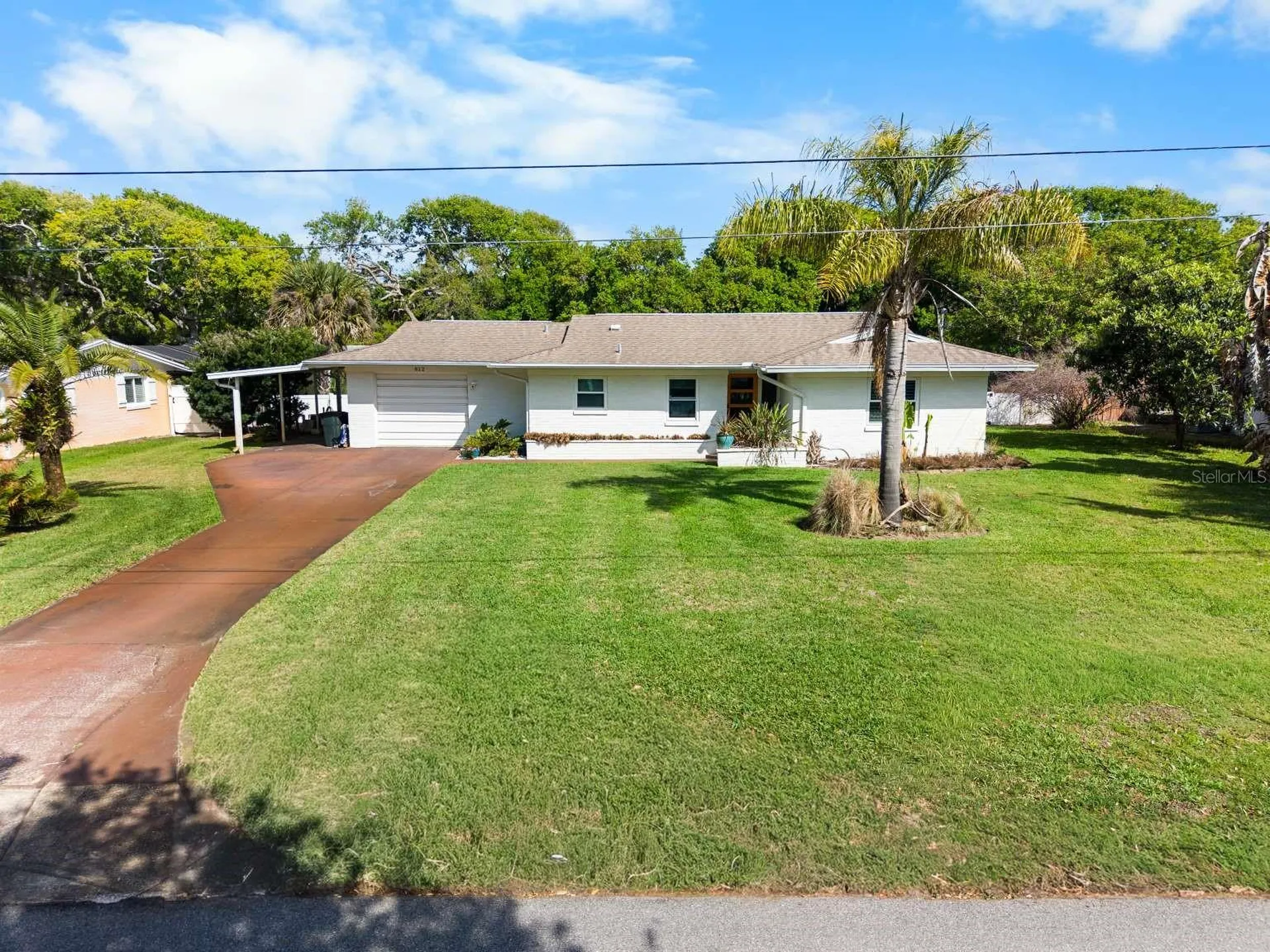 812 E 13th Avenue New Smyrna Beach FL 32169