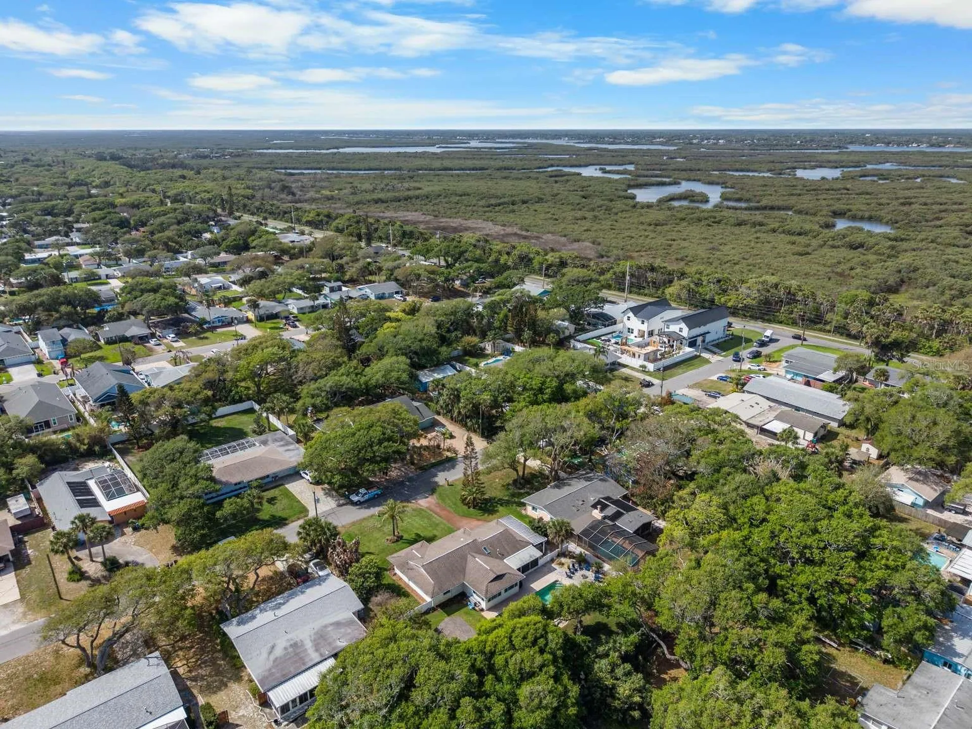 812 E 13th Avenue New Smyrna Beach FL 32169