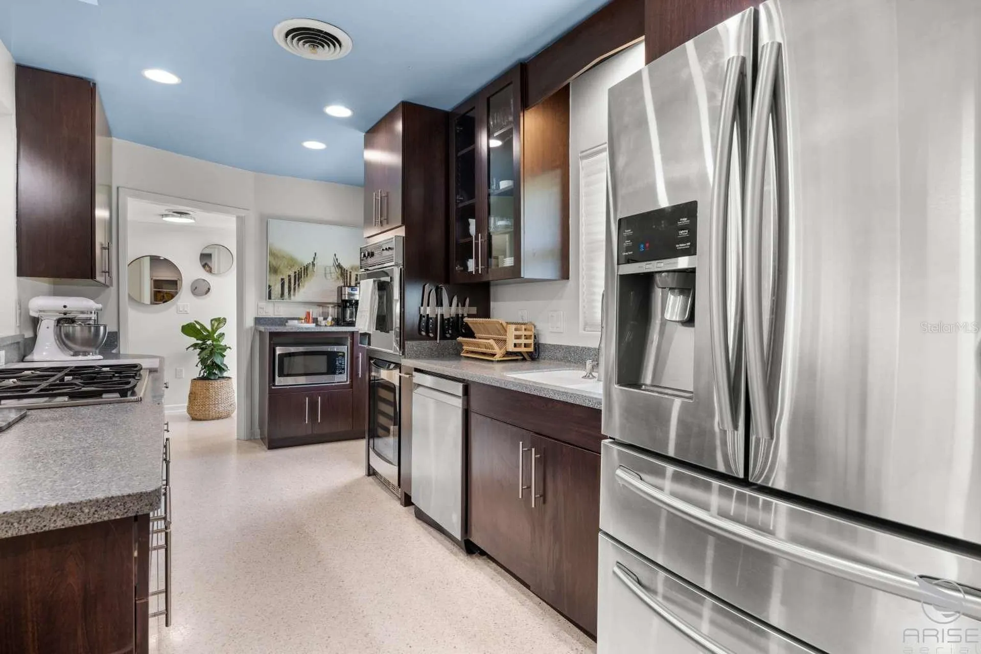 812 E 13th Avenue New Smyrna Beach FL 32169
