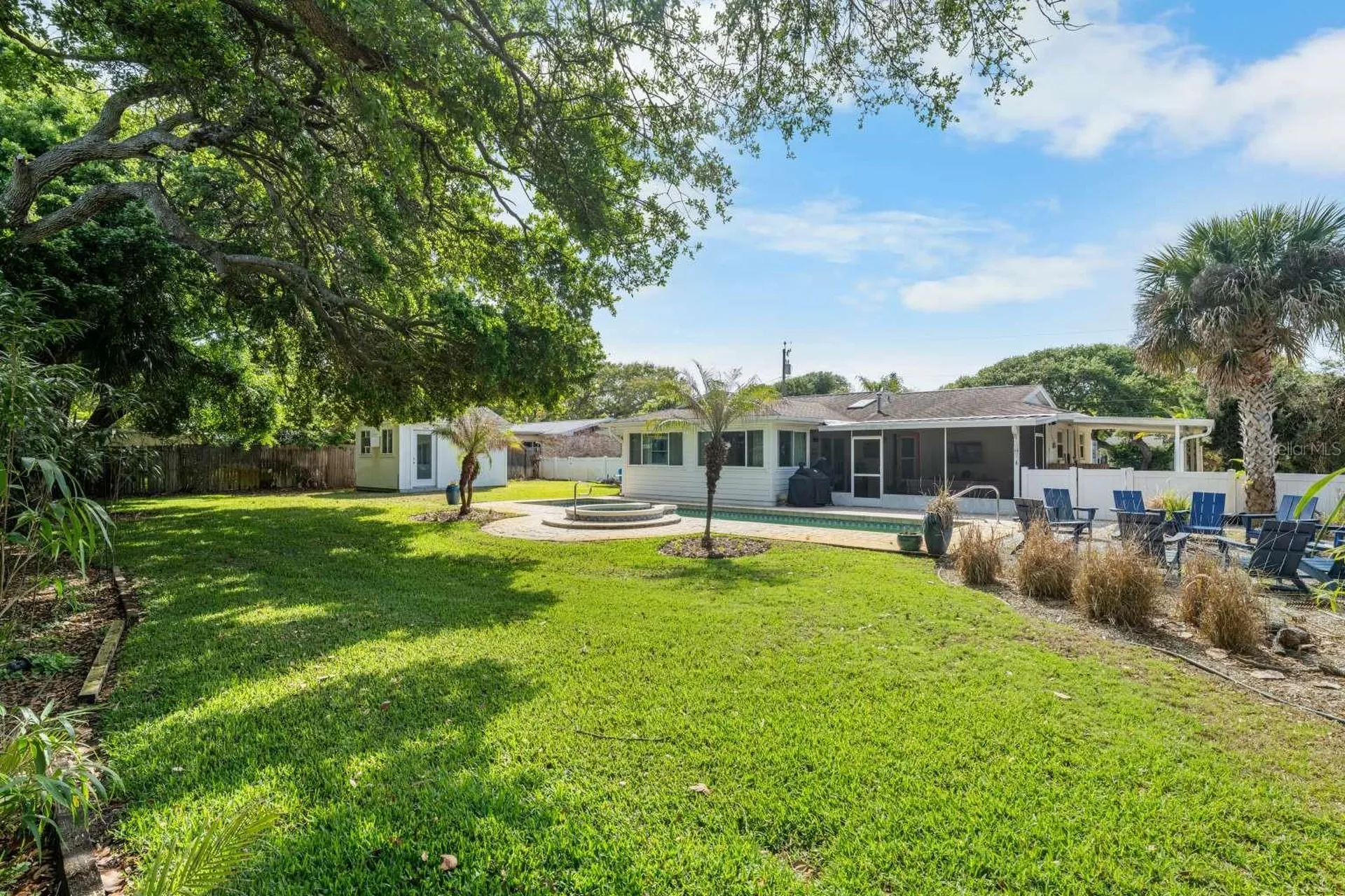 812 E 13th Avenue New Smyrna Beach FL 32169