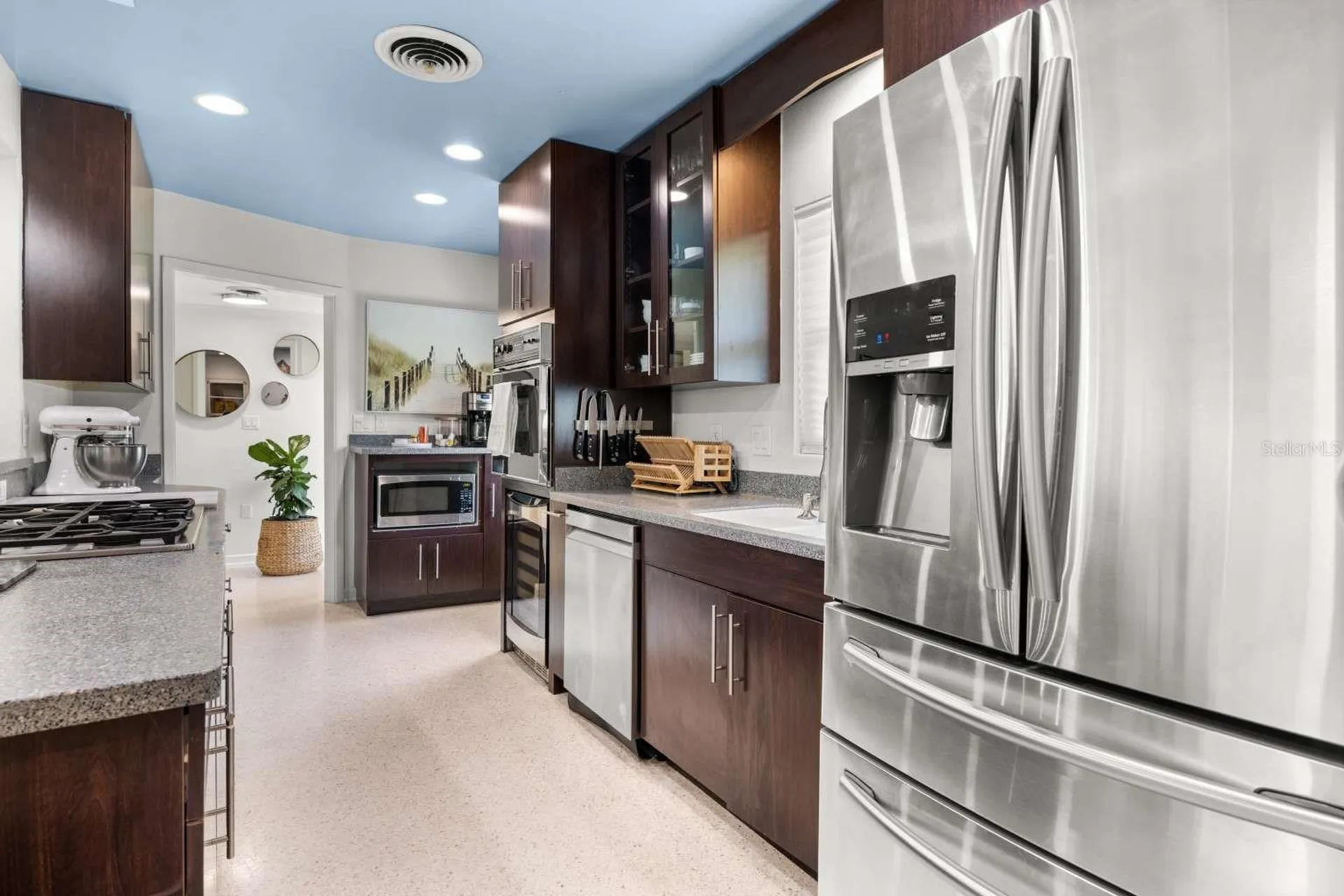 812 E 13th Avenue New Smyrna Beach FL 32169