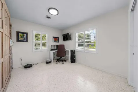812 E 13th Avenue New Smyrna Beach FL 32169