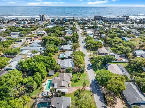 812 E 13th Avenue New Smyrna Beach FL 32169