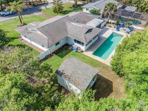 812 E 13th Avenue New Smyrna Beach FL 32169