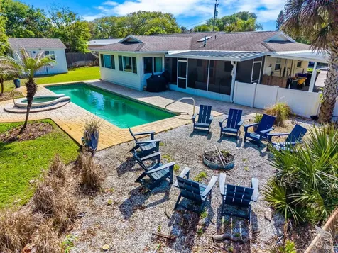 812 E 13th Avenue New Smyrna Beach FL 32169
