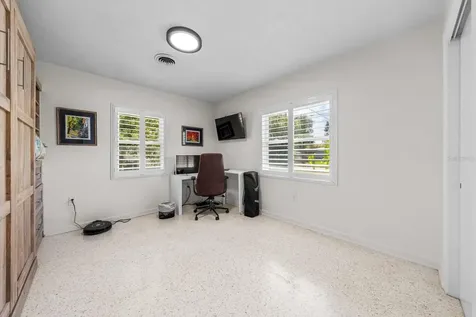 812 E 13th Avenue New Smyrna Beach FL 32169