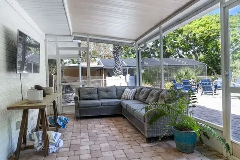 812 E 13th Avenue New Smyrna Beach FL 32169