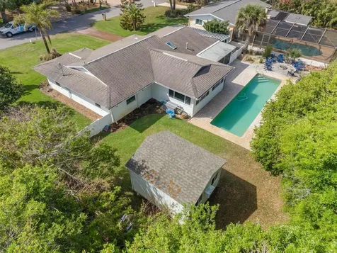812 E 13th Avenue New Smyrna Beach FL 32169