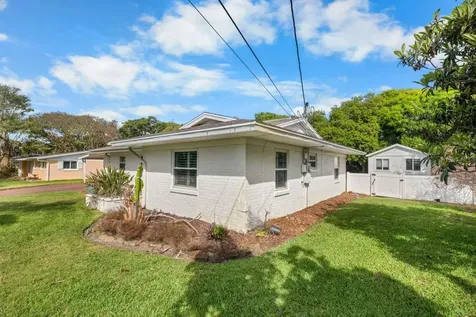 812 E 13th Avenue New Smyrna Beach FL 32169