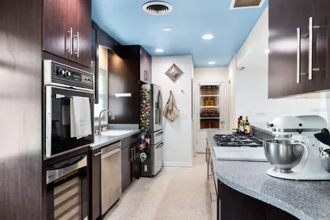 812 E 13th Avenue New Smyrna Beach FL 32169
