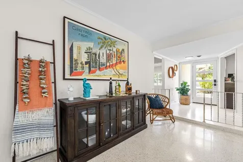 812 E 13th Avenue New Smyrna Beach FL 32169