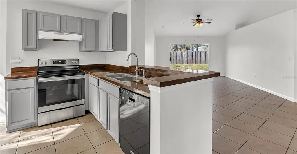 3348 Kelsey Lane St Cloud FL 34772