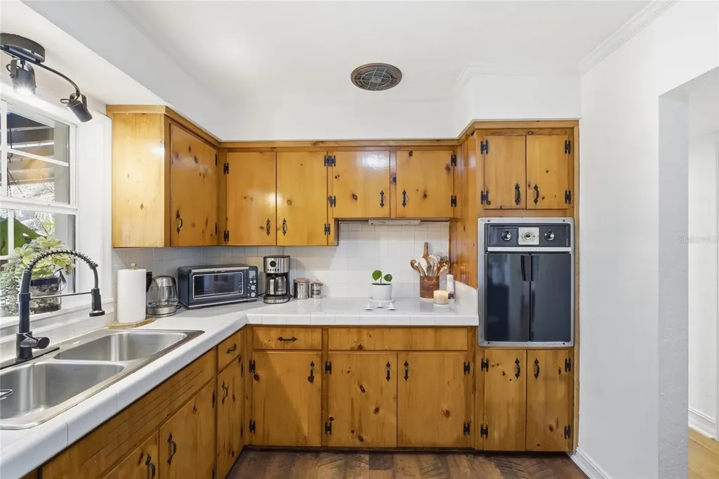 1927 Eland Avenue Winter Park FL 32789