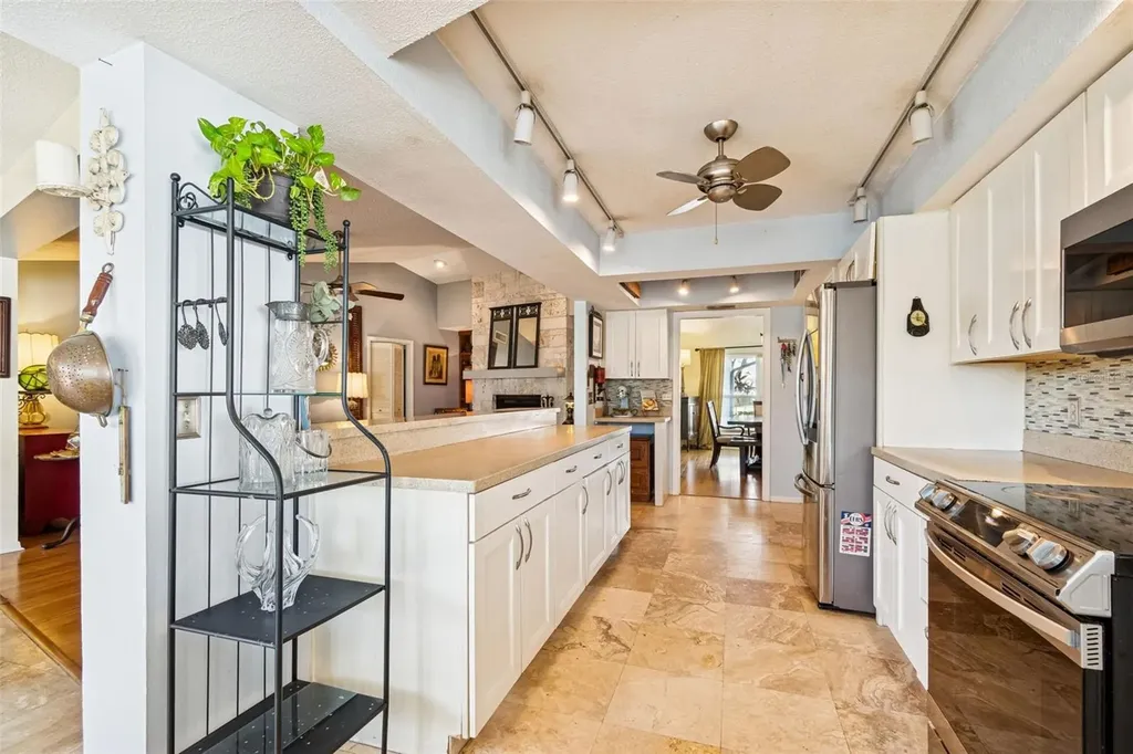 4616 Westford Circle Tampa FL 33618