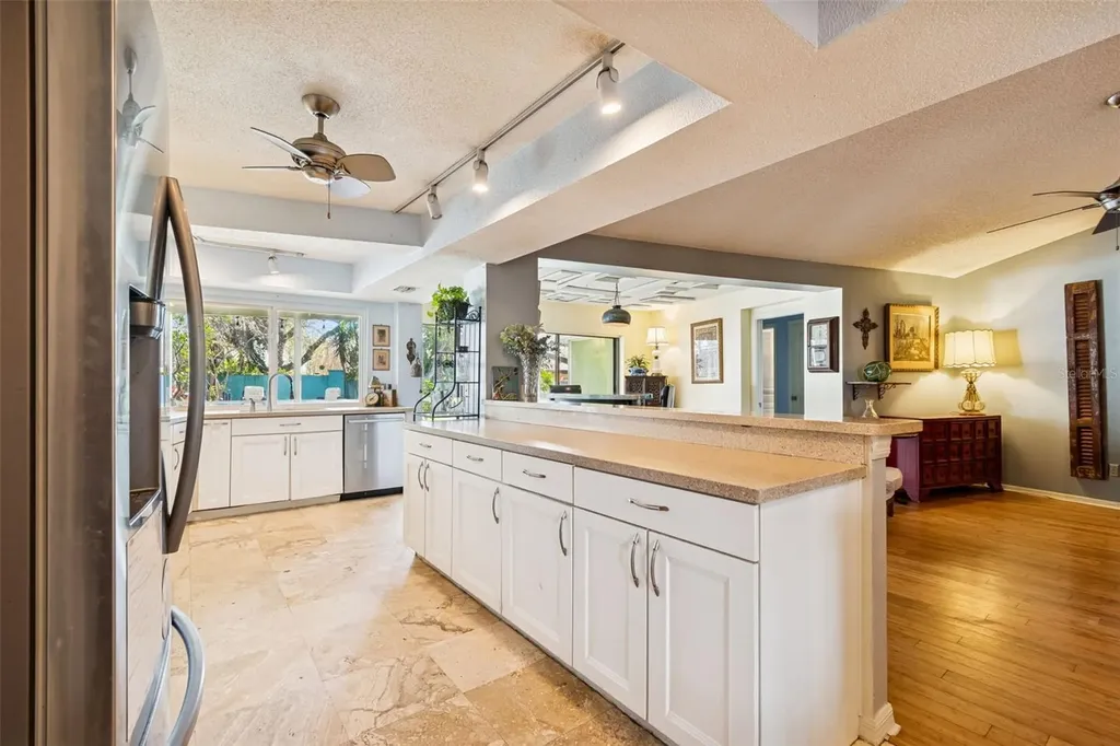 4616 Westford Circle Tampa FL 33618
