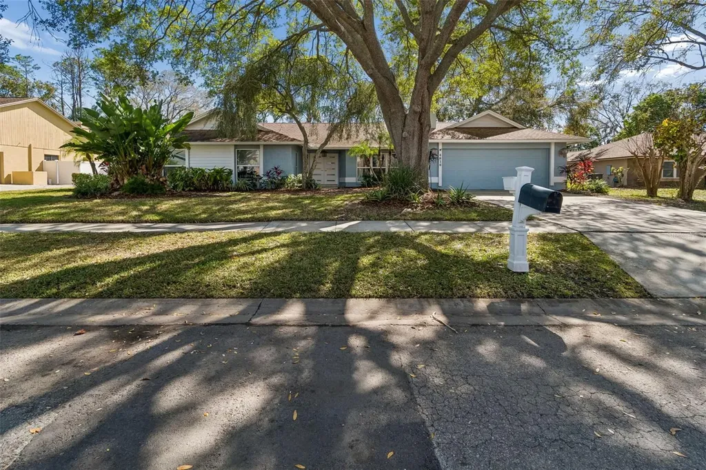 4616 Westford Circle Tampa FL 33618