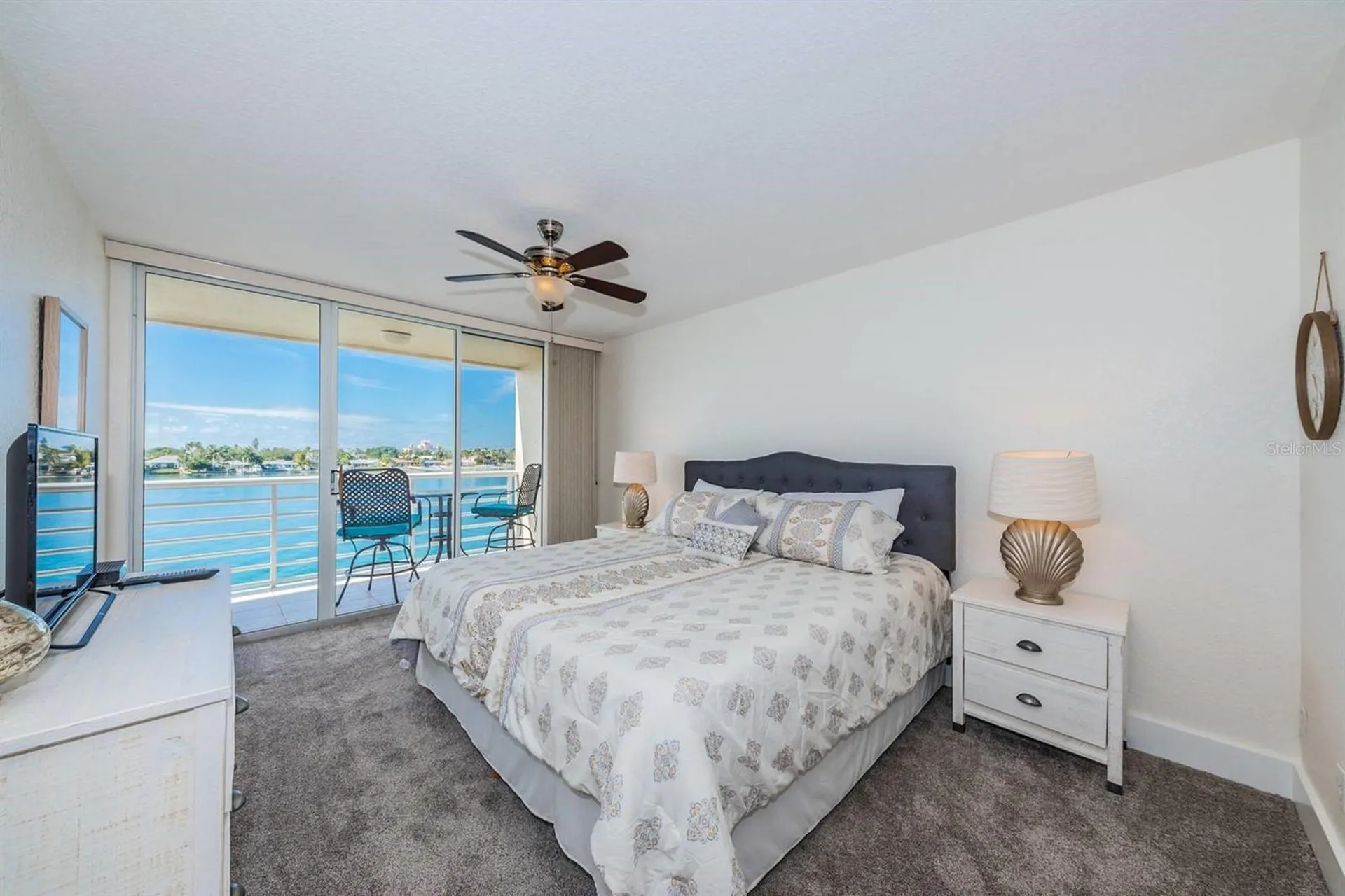 6083 Bahia Del Mar Circle St Petersburg FL 33715
