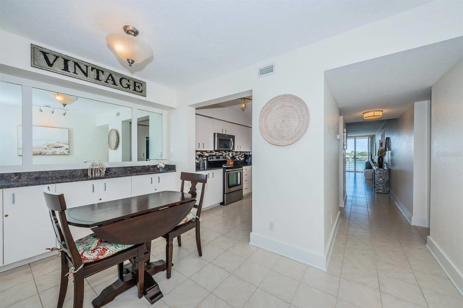 6083 Bahia Del Mar Circle St Petersburg FL 33715