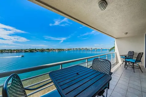6083 Bahia Del Mar Circle St Petersburg FL 33715