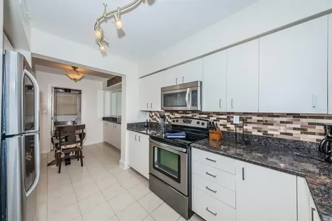 6083 Bahia Del Mar Circle St Petersburg FL 33715