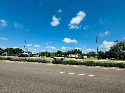 8390 S Us Hwy 17-92 Highway Fern Park FL 32730