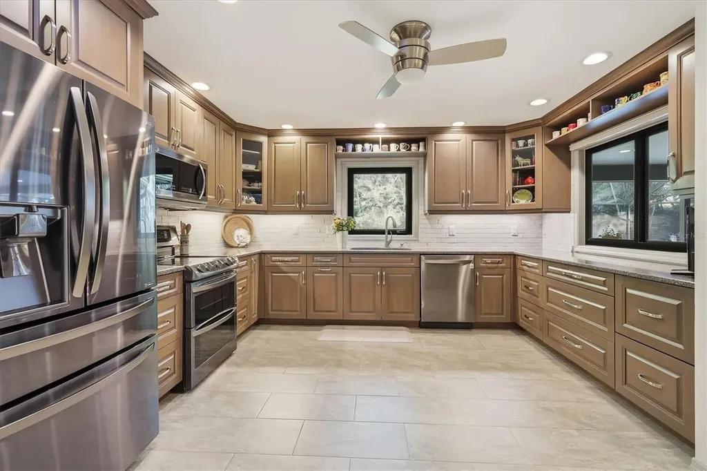 4761 Pine Harrier Drive Sarasota FL 34231