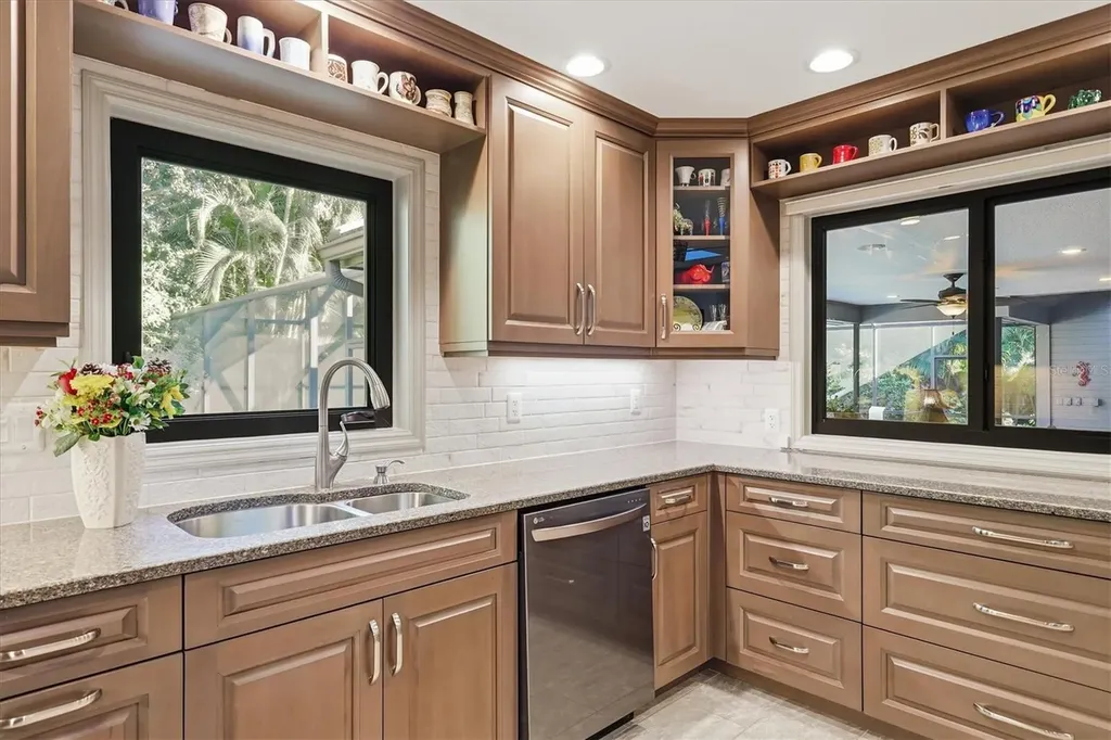 4761 Pine Harrier Drive Sarasota FL 34231