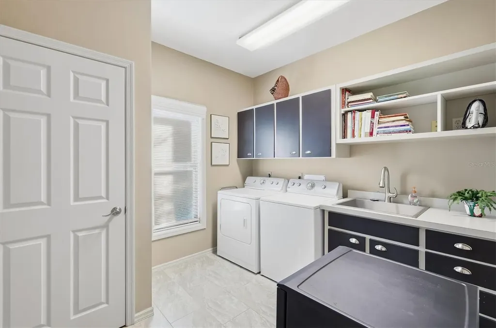 4761 Pine Harrier Drive Sarasota FL 34231