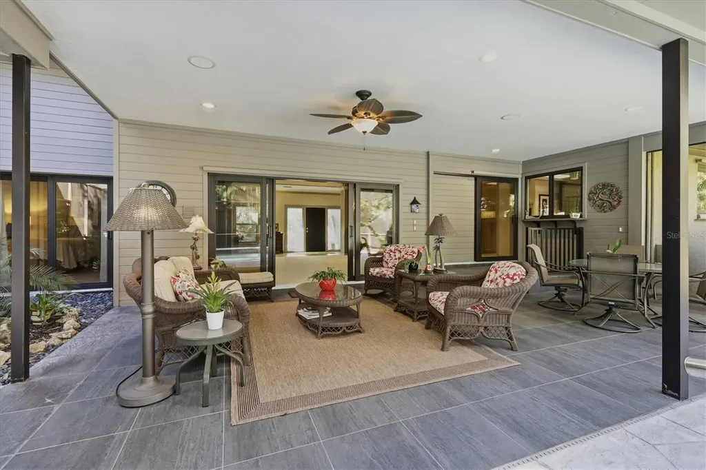 4761 Pine Harrier Drive Sarasota FL 34231