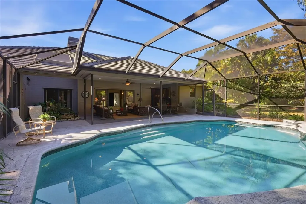 4761 Pine Harrier Drive Sarasota FL 34231
