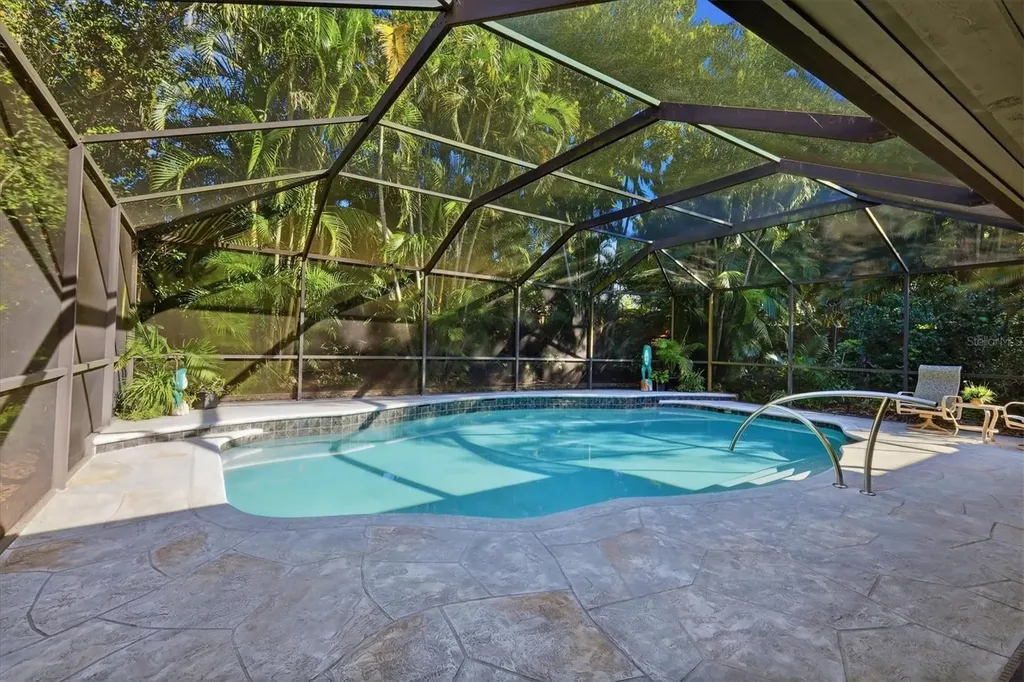 4761 Pine Harrier Drive Sarasota FL 34231