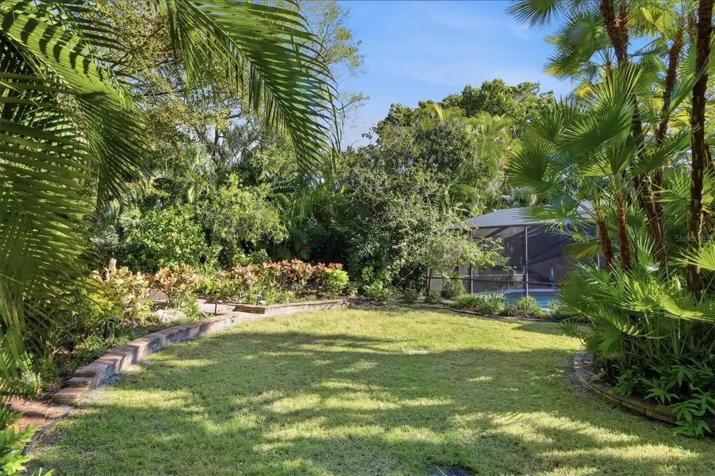 4761 Pine Harrier Drive Sarasota FL 34231