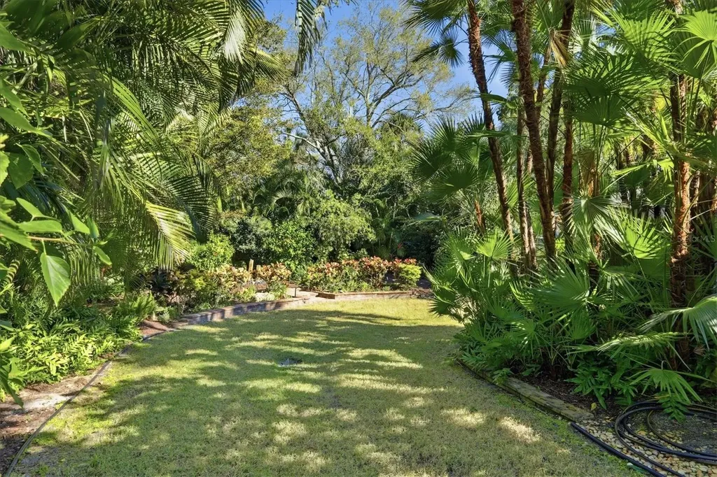 4761 Pine Harrier Drive Sarasota FL 34231