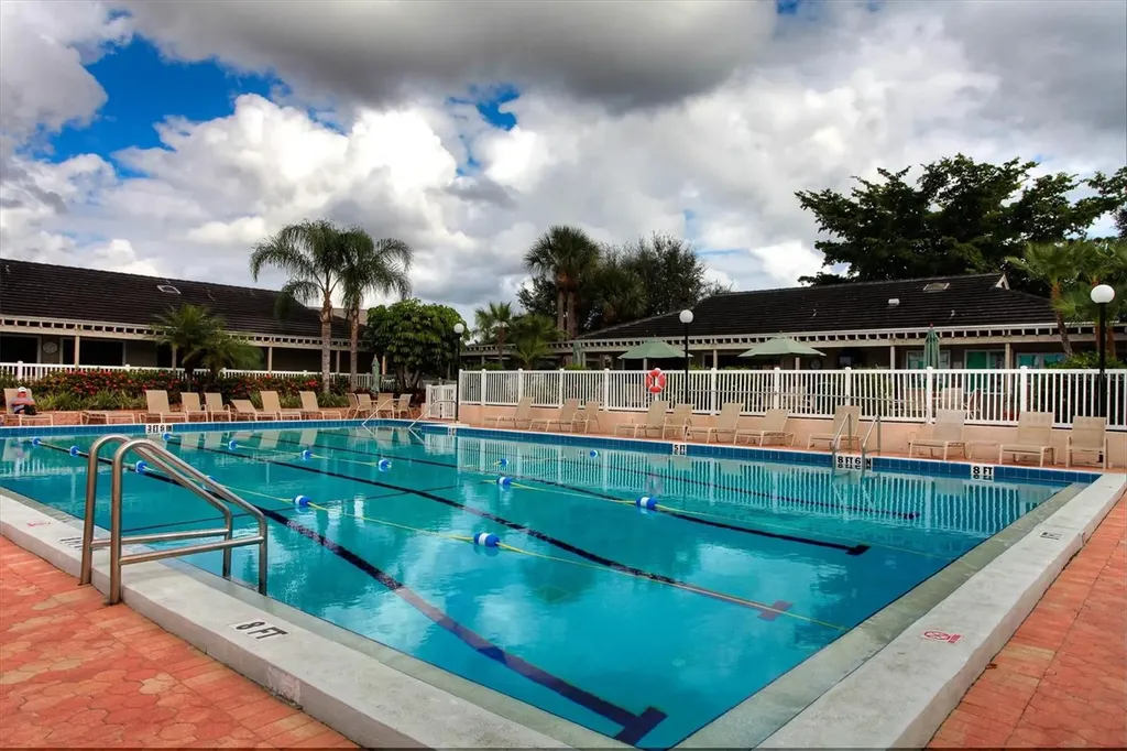 4761 Pine Harrier Drive Sarasota FL 34231