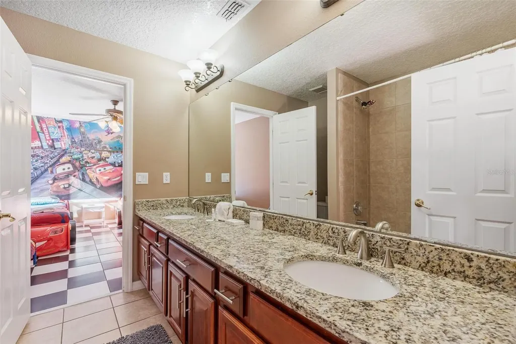 8019 Acadia Estates Court Kissimmee FL 34747